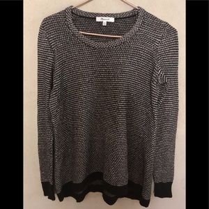 NWOT Madewell women sweater. Size xxs.Black/white